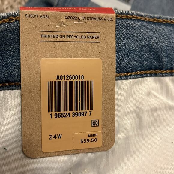 NWT Levi’s Jeans 311 Shaping Skinny Capris Womens Blue Stretch Mid Rise 24W NEW - Picture 13 of 16